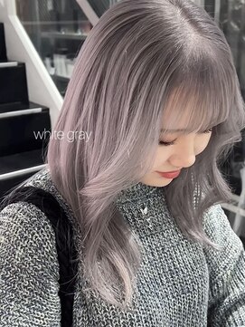 シェリ ヘアデザイン(CHERIE hair design) 《suu.02》white gray【sheer color】