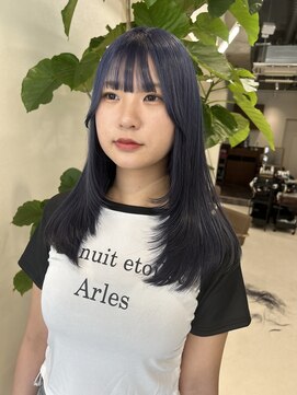 リル 茅ヶ崎(Liru:) 【ami】ネイビーカラー×レイヤーカット