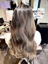 エーメイド(A made)&nbsp;バレイヤージュ×シャドールーツ×グレージュ