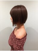 前下がりボブ・赤みブラウン・大人可愛い・韓国っぽヘア