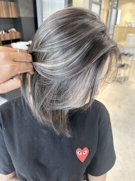 リア 近鉄八尾店(Lia) コントラストハイライト