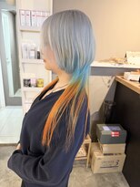 派手髪・ハイトーンカラー・デザインカラー・ブリーチ専門美容室&nbsp;水色カラーオレンジカラーホワイトカラーホワイトシルバー