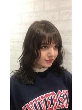 ジーナ 新宿(Zina) ミディアム・マットアッシュ