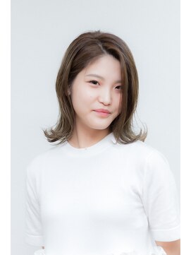 ヘアージャンティ(HAIR GENTIL) ミディアム　【外ハネ × 耳掛け × レイヤー 】