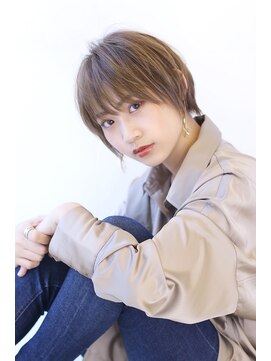 オーロ 宝塚店(ORO) ひし形シルエット束感ショートパーマ韓国マッシュグレーベージュ