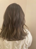 モルニ(MORNI)&nbsp;シルキーべージュ_マロンベージュ Aラインボブ かきあげ