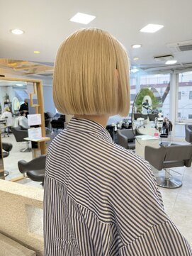 ヤヨイブレインズフェアリー(YAYOI BRAINS fairy) 外国人風ブロンドボブ