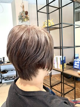 ユリイカビヨウシツ ショートレイヤー