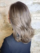 フロール 上大岡(Flor)&nbsp;【Flor上大岡】*くびれセミディ+ミルクティアッシュ *