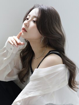 ミリー 梅田店(milly) オリーブベージュレイヤーカット艶髪セミロング【milly梅田】