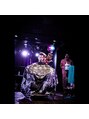ヘアーサロン宮武 2024中四国バーバーバトルにて、優勝経験あり。