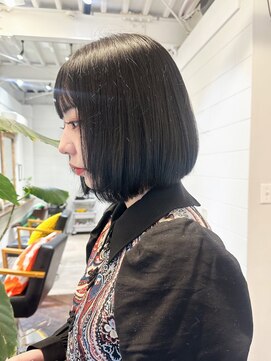 ラレイ ハラジュク(Lalei harajuku) 【白石】原宿/顎下ボブ/ブルーブラック/艶カラー