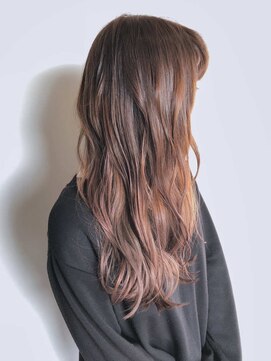 ノーブルスチュアート(NOBLE STUART) ふんわりツヤ感ウェーブロング