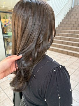 イリル バイ レシッド 自由が丘(ibrel by rcid) 大人のレイヤーロングスタイル落ち着きのあるブラウンカラー