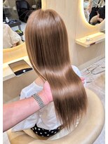 ロンド アンブル 四条烏丸(Lond ambre) 平野実花/透明感/グレージュ/ベージュ/オリーブ/くすみ/カラー