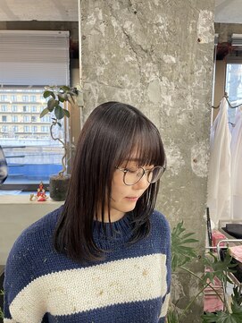 リラクオーレ 三宮 元町(LIRA CUORE) ミディアムレイヤー