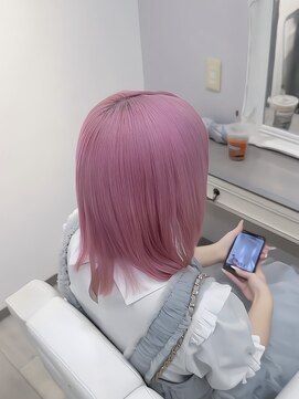 ルィ 名古屋栄(llwy) ホワイトピンク