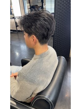 ヘア フラッグ 西葛西店(hair flag)の写真/【当日予約OK】駅近だから仕事終わりに通いやすい◎ビジネスシーンに合わせ再現性抜群のスタイルを提案！