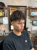 アールズ ヘア(R's hair)&nbsp;MEN’S HAIR/波巻きツイストスパイラル/リバースセンターパート