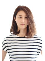 ニーノ(nino) ミディアムスタイル