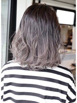 ザ オーダー(THE ORDER) 【ＴＨＥＯＲＤＥＲ】外国人風ホワイトバレイアージュ