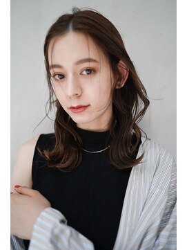 ギークス(GEEKS) 【GEEKS渋谷】秋の大人ベージュカラー/透明感/くびれミディ/小顔