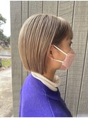ミルクティーベージュ
