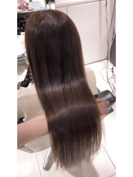 フォルテ ギンザ(FORTE GINZA) ベージュカラー 髪質改善カラー