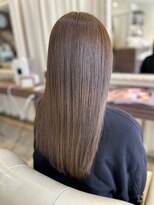 ヘアデザインスペース イチエ(hair design space i chi e) シルバーアッシュ系髪質改善カラーでつくる王道ストレート