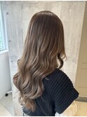 シフォンベージュ