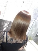縮毛矯正でサラ艶髪に！