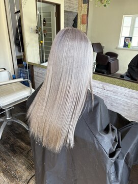 ロール(ROLL) ホワイトベージュ