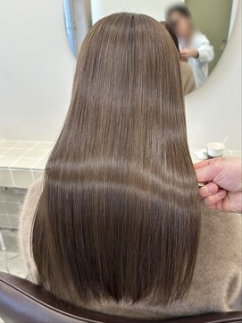 リラ バイ ミラ 新宿(LILA by MILA) うる艶ストレート/髪質改善/美髪/ダブルカラー