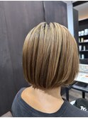 ショートボブ