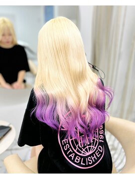 ナナ(NANA) ホワイト/ブロンド/ブリーチ/グラデーション/パープル