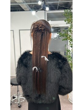 ノート(note) トレンドハーフアップアレンジ♪