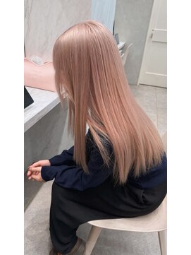 ロンド レア 天神大名店(Lond Le’a) 着物/ミディアムレイヤーカット/似合わせカット/大人ガーリー