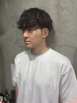 クロム(CHROM)&nbsp;黒髪マッシュ×シャドウパーマ