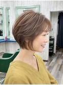 40代50代大人ショートボブ丸みレイヤー明るい白髪染め小顔艶