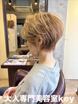 キー(key)&nbsp;若見えくびれショート