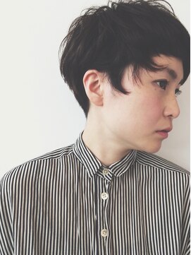 シー(she.) やわらかニュアンスショート