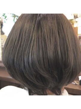 シェリー(Cherie) ショート　レイヤー　ショートボブ [Cherie 藤沢]