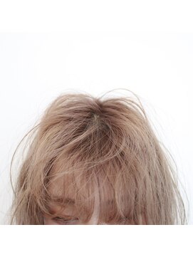 モフルディック(Mof Ludique) milk tea beige