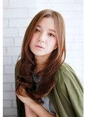 オシャレな大人女子向けナチュラルストレート