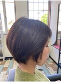 ショートボブ