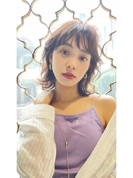 エイミー(Aimee) Aimee 10代20代30代　レイヤーボブ×アッシュベージュ