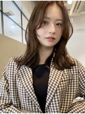 レイヤーカット くびれ 透明感カラー 顔まわりレイヤー 井坂