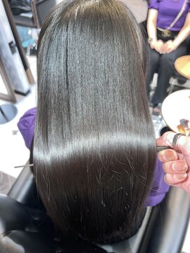 ルアナ トウキョウ(Luana TOKYO) 美髪矯正/縮毛矯正/髪質改善/ブルーブラック/黒髪/艶髪