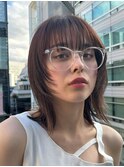 顔周りレイヤーカットくびれヘアミルクティーベージュカラー