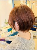 フラットショートボブ